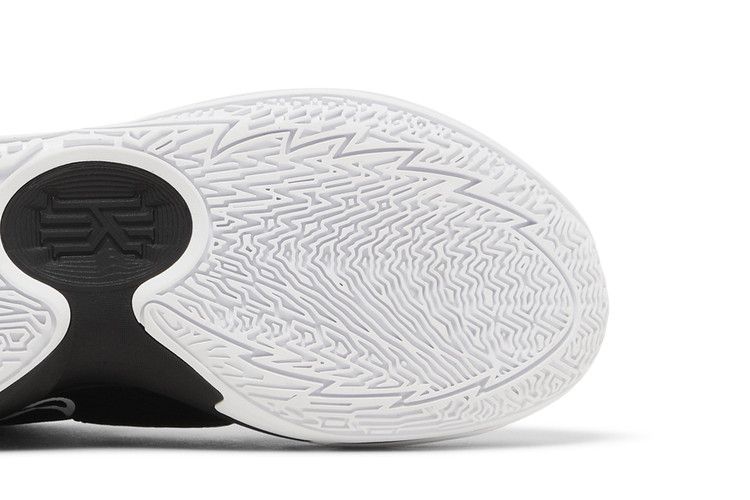 Nike Kyrie Low 5 TB 'Black White'