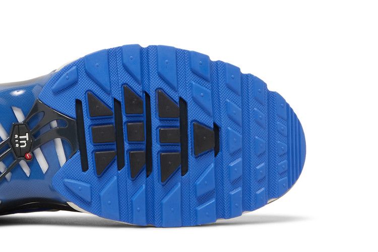 Nike Air Max Plus SE 'Social FC'