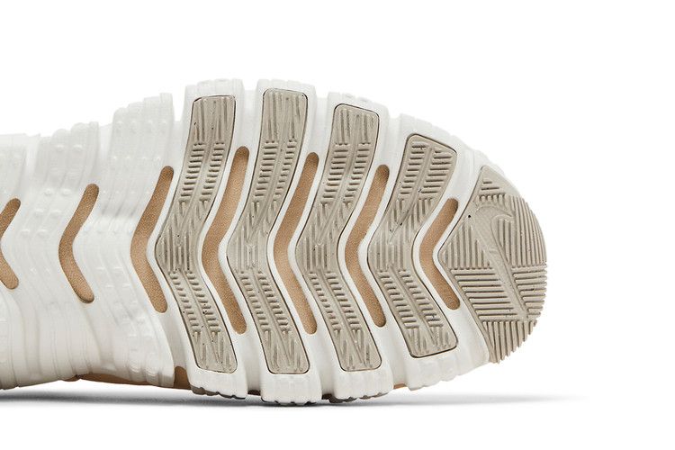 Nike Wmns Free Metcon 5 'Sanddrift'