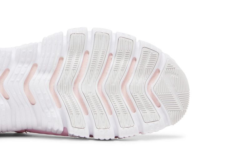 Nike Wmns Free Metcon 5 Premium 'Pink Foam Adobe'
