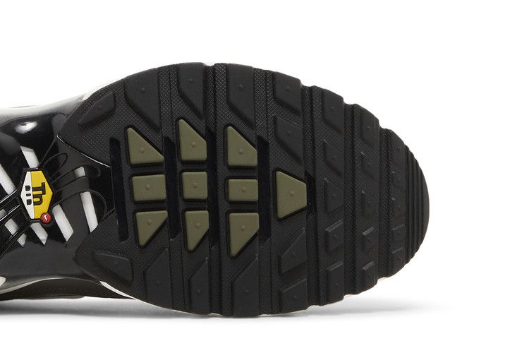 Nike Air Max Plus SE 'Flat Pewter'