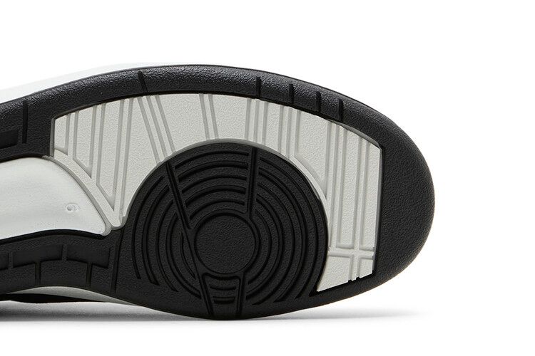 Wmns Air Jordan 2 Retro Low 'Black Metallic Gold'