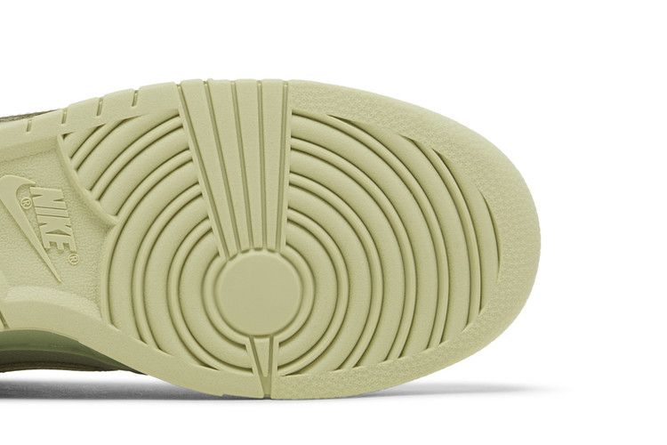 Nike Dunk Low Premium 'Oil Green'