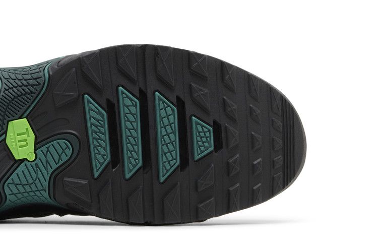 Nike Air Max Plus Drift 'Black Green Strike'
