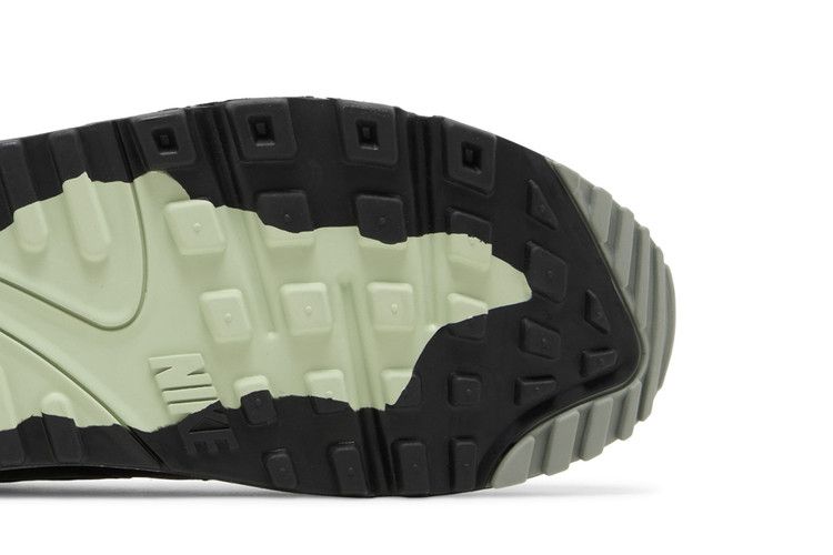Nike Air Max 90 GORE-TEX 'Black Honeydew'