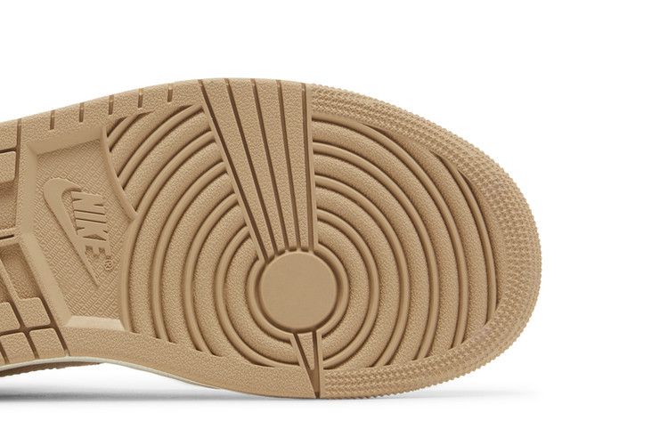Wmns Air Jordan 1 Mid SE 'Legend Light Brown'