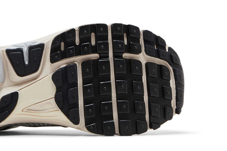 Nike Wmns Air Zoom Vomero 5 'Platinum Light Orewood Brown'