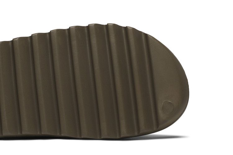 adidas Yeezy Slides 'Earth Brown'