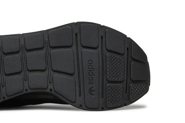 adidas Wmns Swift Run 'Triple Black'