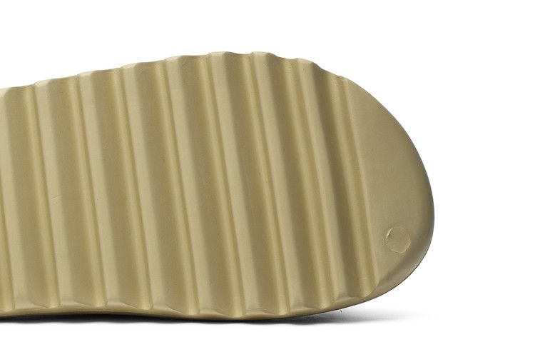 adidas Yeezy Slides 'Desert Sand'
