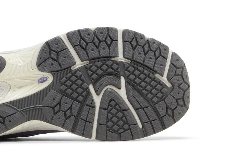 New Balance 2002R Big Kid 'Astral Purple'