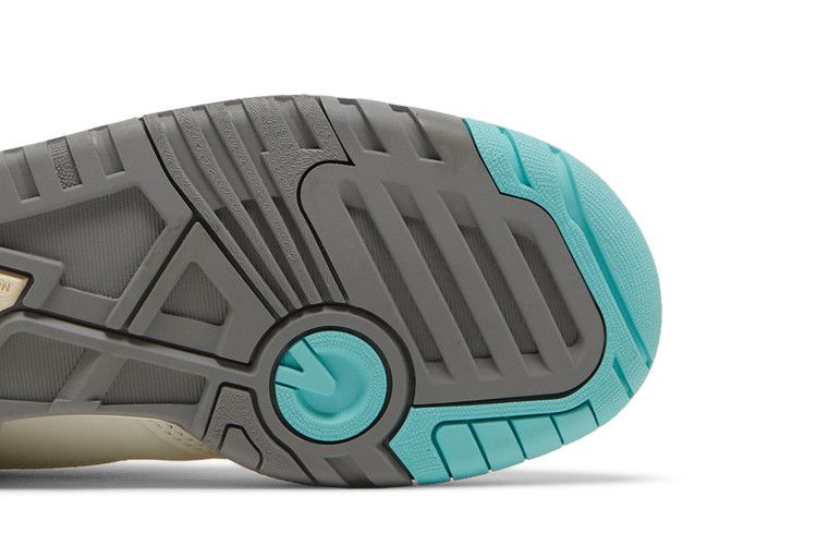 New Balance 550 Big Kid 'White Surf'