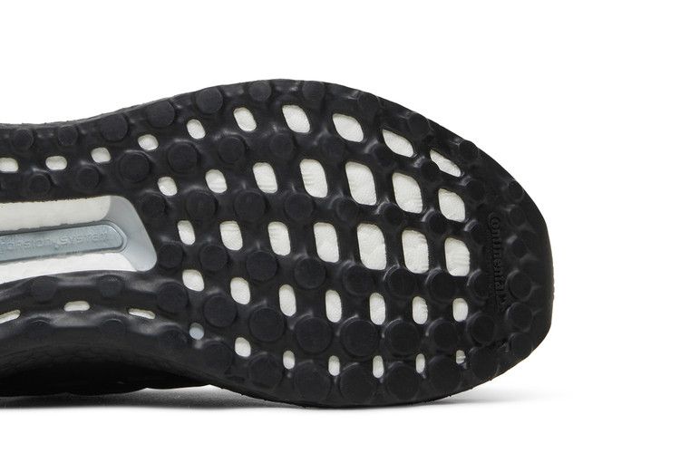 adidas Wmns UltraBoost Cold.RDY 'Polka Dot'
