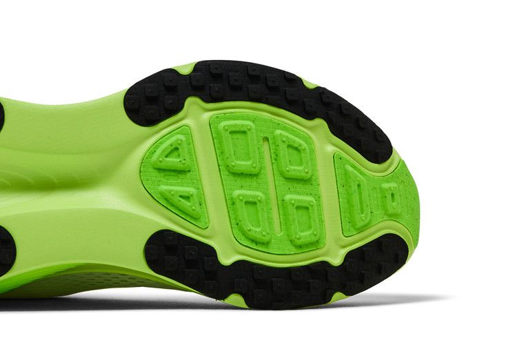 Nike Vomero 18 'Electric Green'