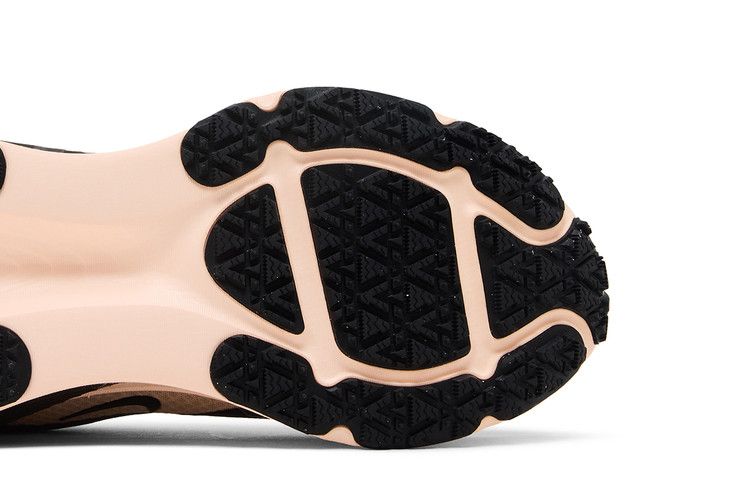 Nike Wmns Vomero 18 GORE-TEX 'Black/Crimson Tint/Black/Black'