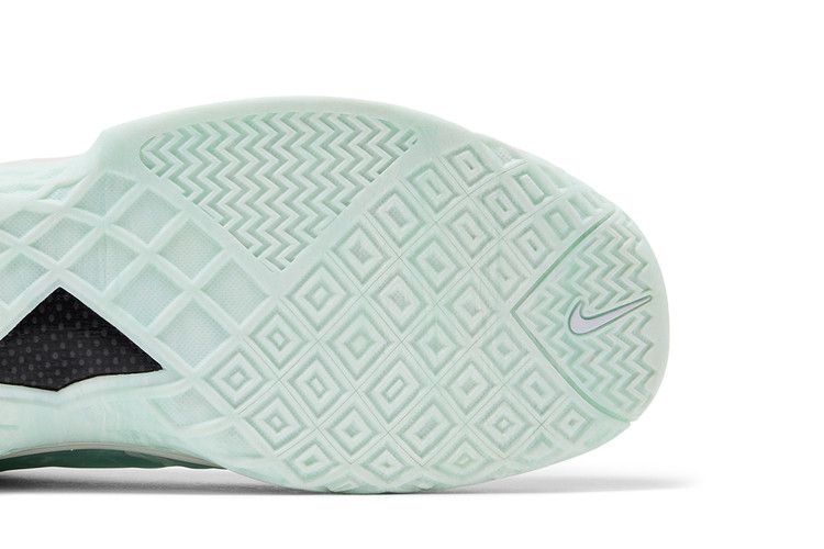 Nike Kobe 3 Low Protro 'CHBL'