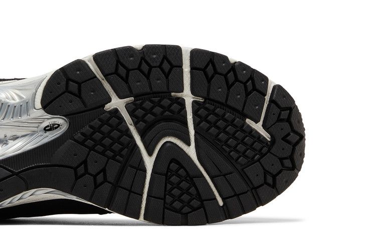 New Balance 1906R 'Black White'