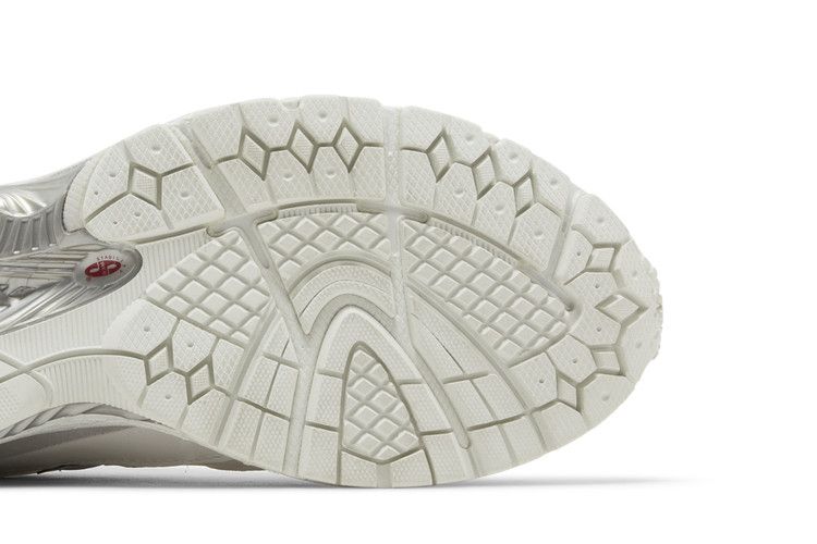New Balance 2002R GORE-TEX 'White Brighton Grey'