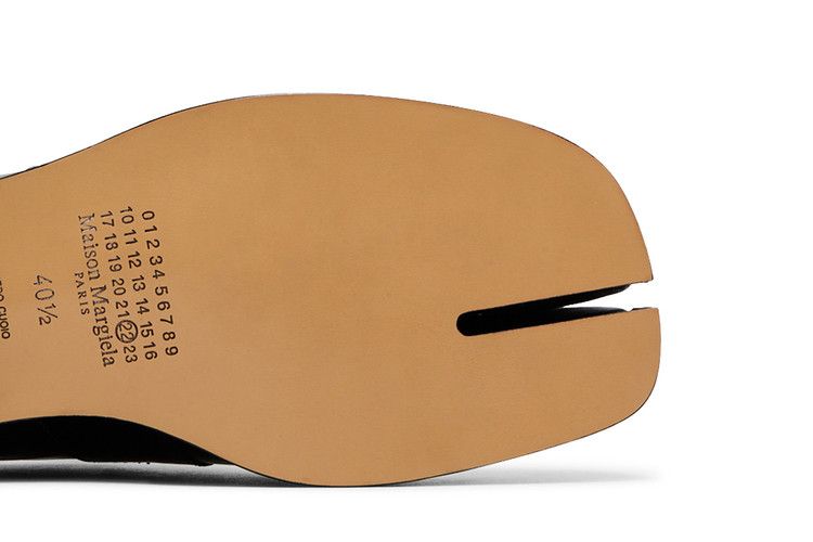 Maison Margiela Wmns Tabi Penny Loafers 'Black'