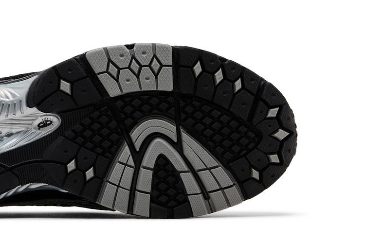 New Balance 1906L 'Silver Metallic Black'
