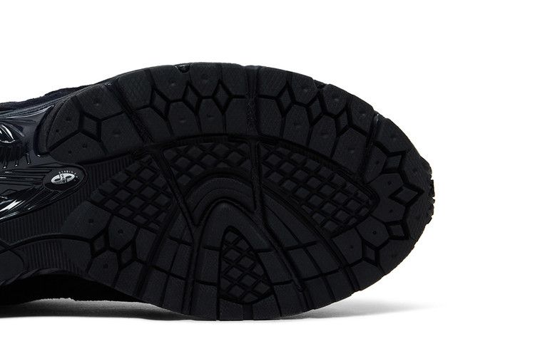 New Balance 2002R 'Protection Pack - Black'