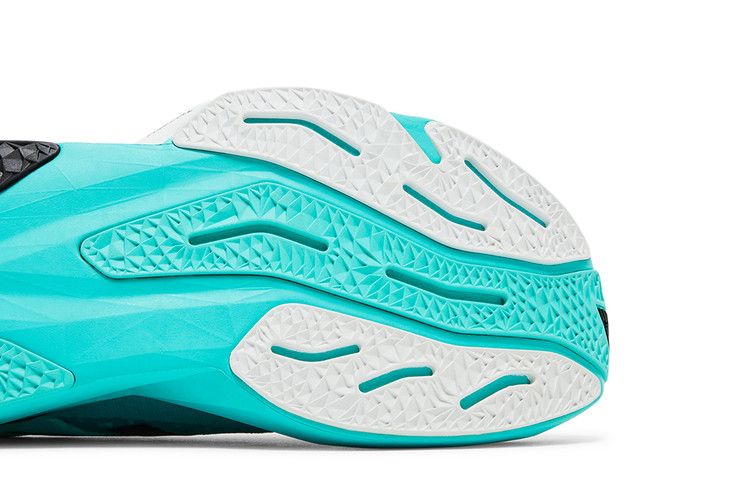 New Balance Wmns FuelCell Rebel v4 'Cyber Jade'
